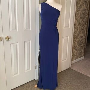 Laundry by Shelli Segal Blue One Shoulder Gown Size 2 in Like New Condition
